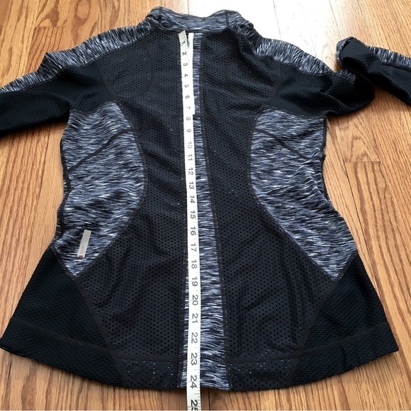 Zell Multi Blue Semi Sheer Zip Up Fitted Thumbhole Light weight Athletic Jacket - Picture 12 of 16